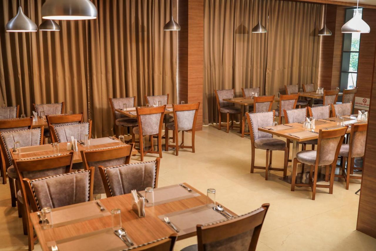 Hotel Sky Sierra Wayanad 卡尔佩特塔 外观 照片