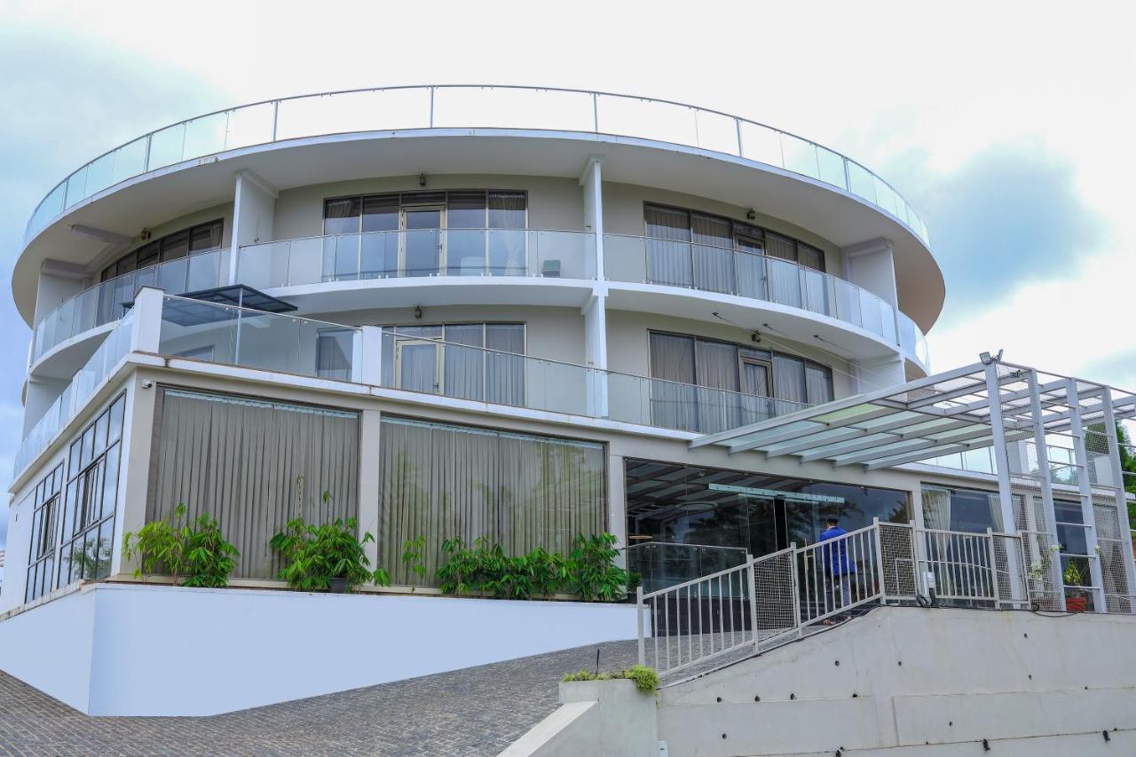 Hotel Sky Sierra Wayanad 卡尔佩特塔 外观 照片