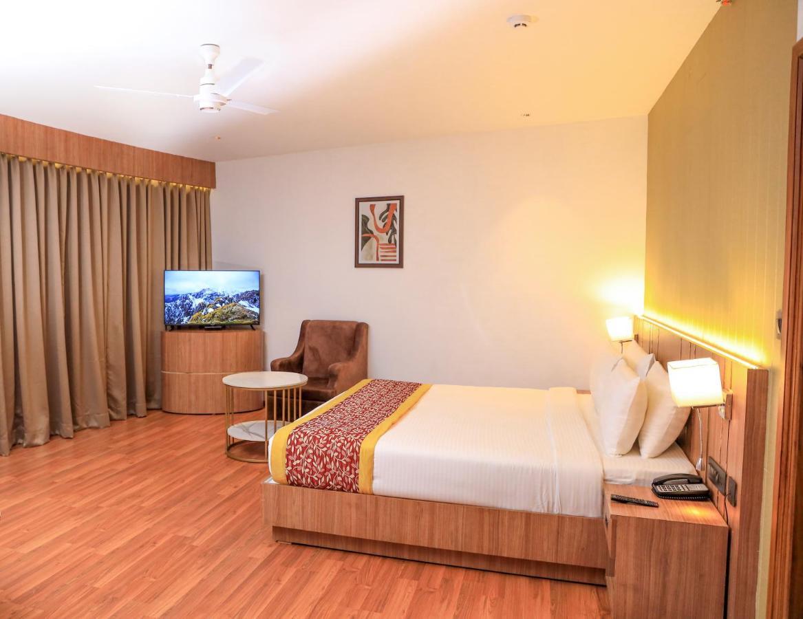 Hotel Sky Sierra Wayanad 卡尔佩特塔 外观 照片