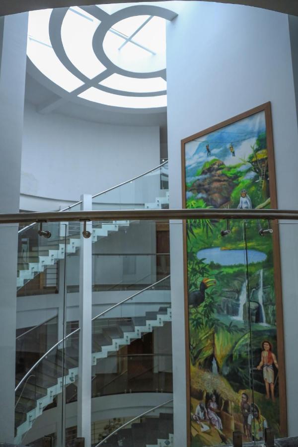 Hotel Sky Sierra Wayanad 卡尔佩特塔 外观 照片