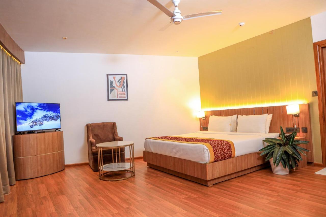 Hotel Sky Sierra Wayanad 卡尔佩特塔 外观 照片