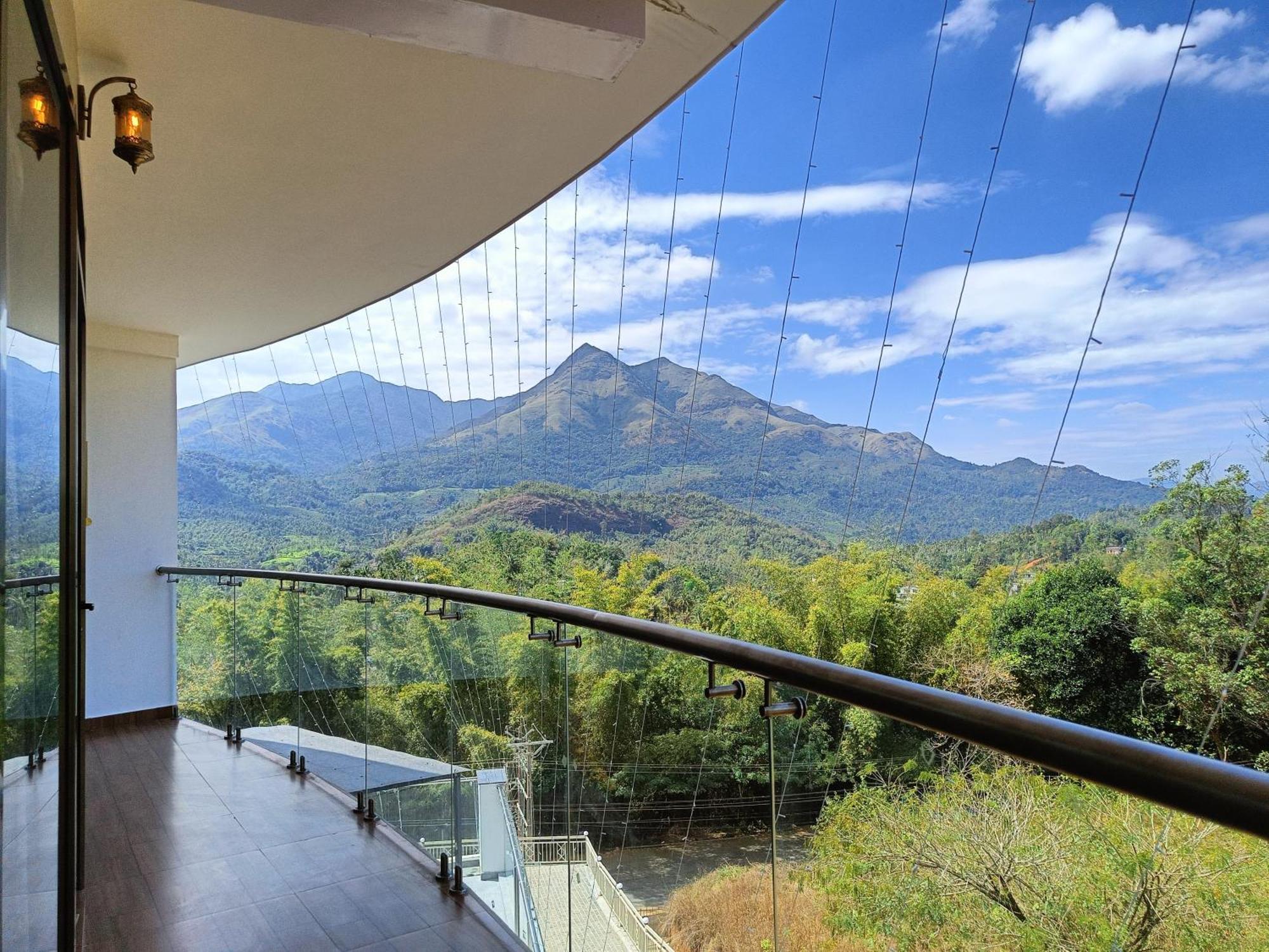 Hotel Sky Sierra Wayanad 卡尔佩特塔 外观 照片